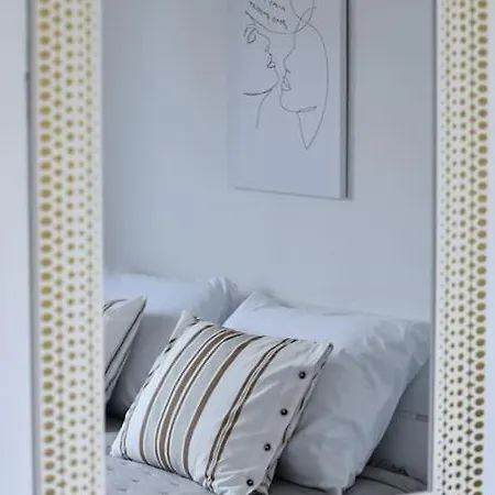 Frenky Apartment *